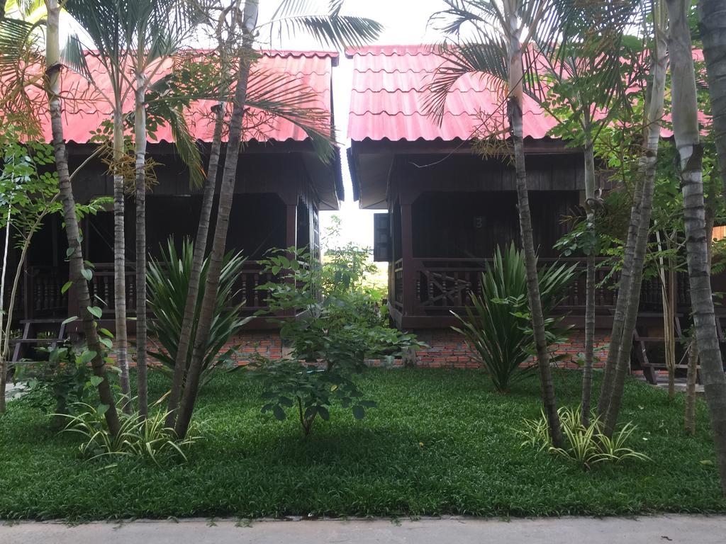 Dalom Guesthouse Ban Dondét Zewnętrze zdjęcie