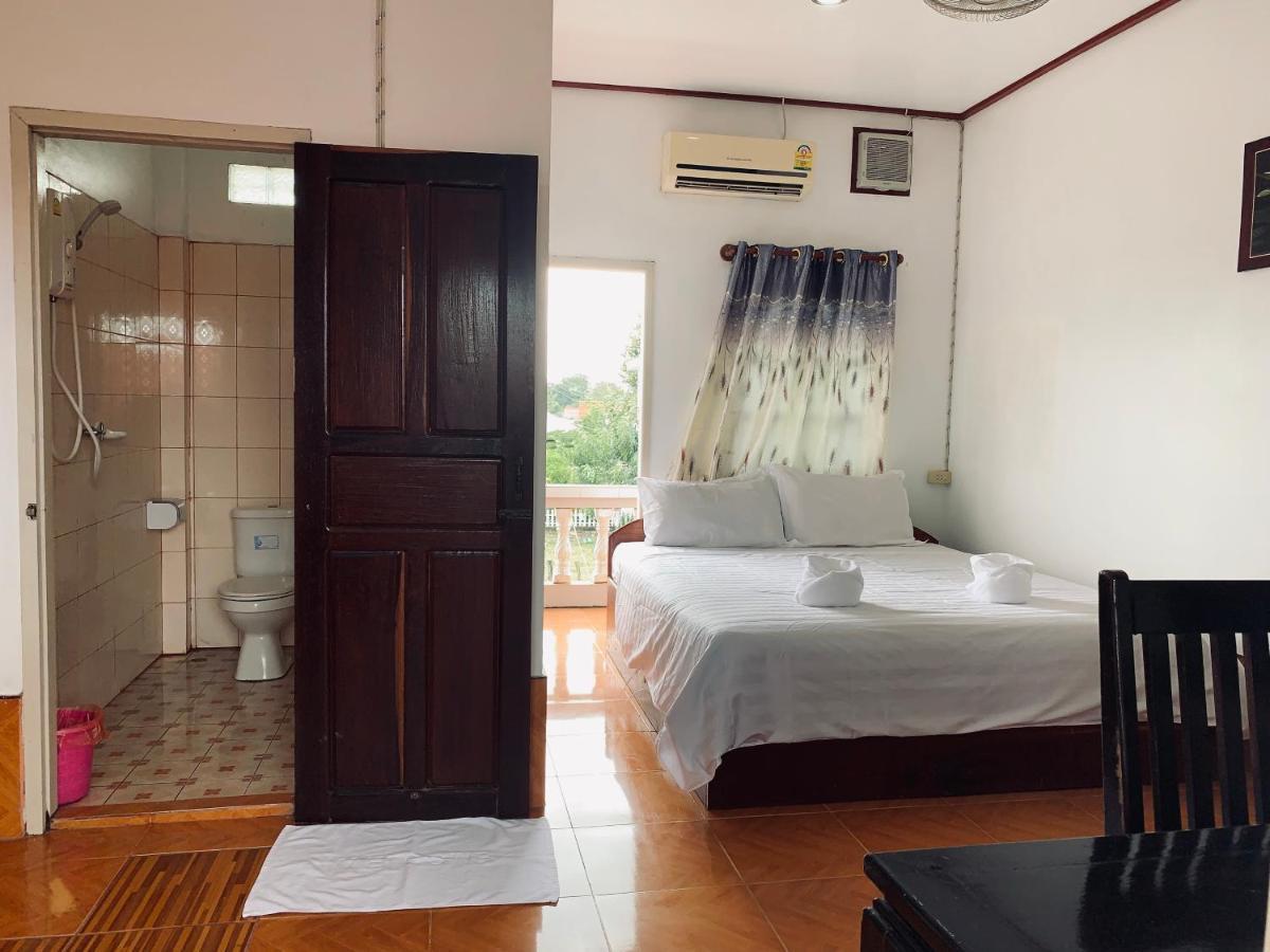 Dalom Guesthouse Ban Dondét Zewnętrze zdjęcie