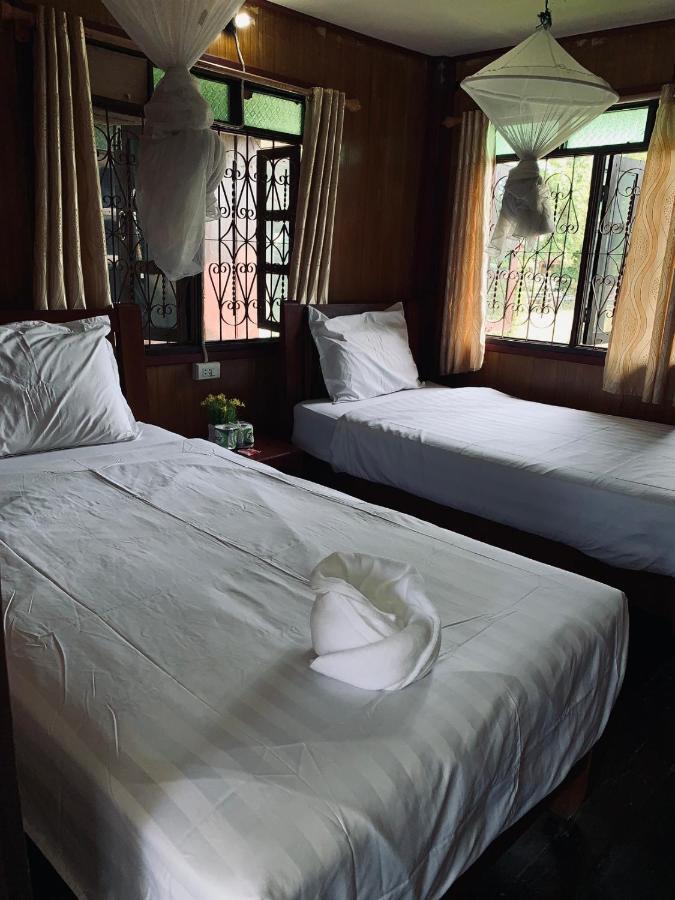 Dalom Guesthouse Ban Dondét Zewnętrze zdjęcie